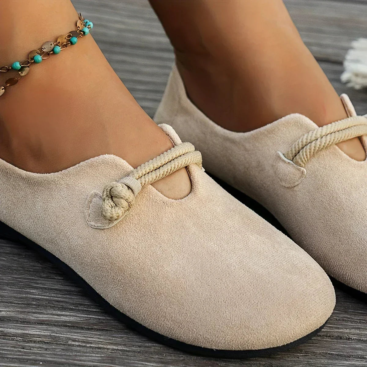 TAYLOR – RELAXED SUEDE SLIP-ONS