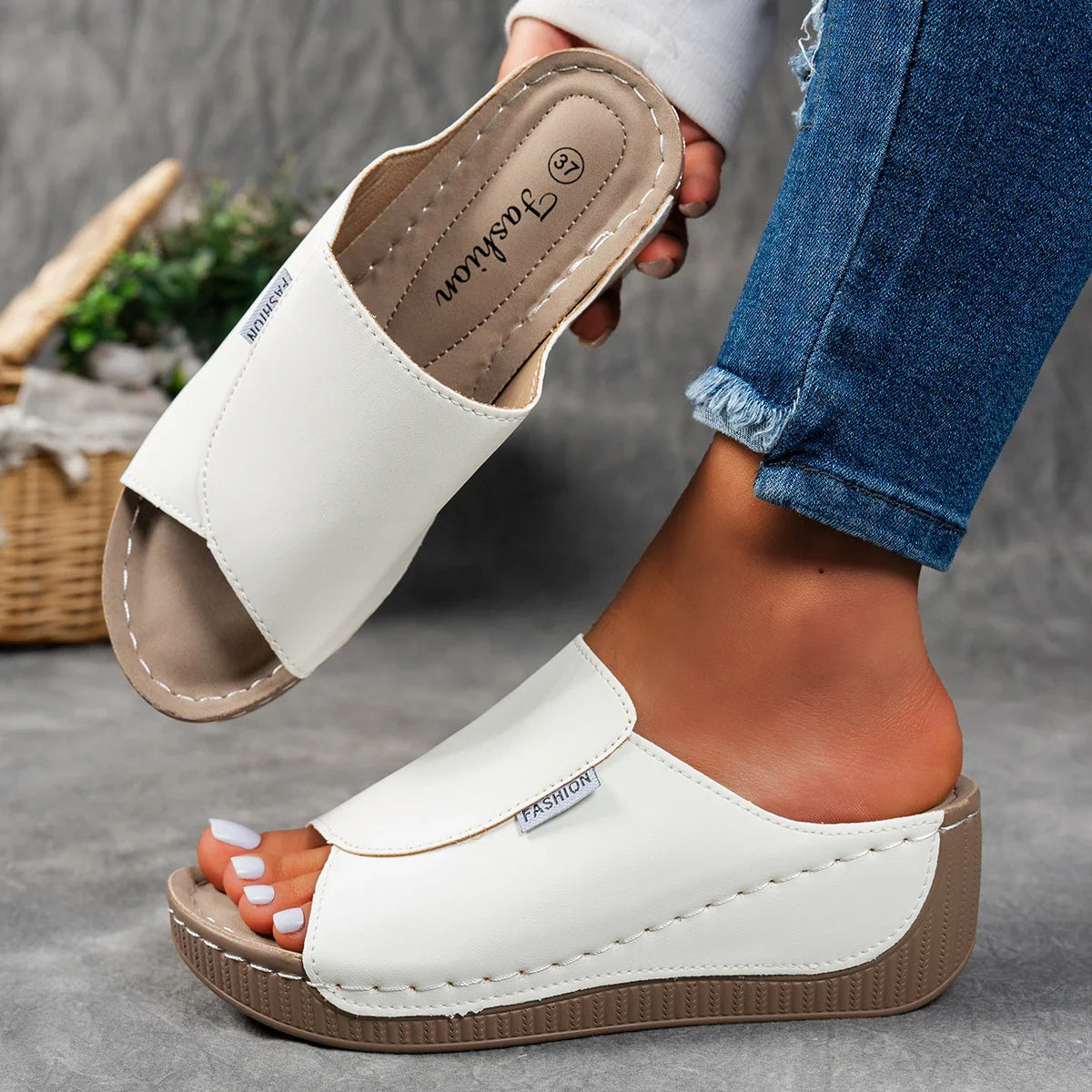 MIA - SLIP PLATFORM SANDALS