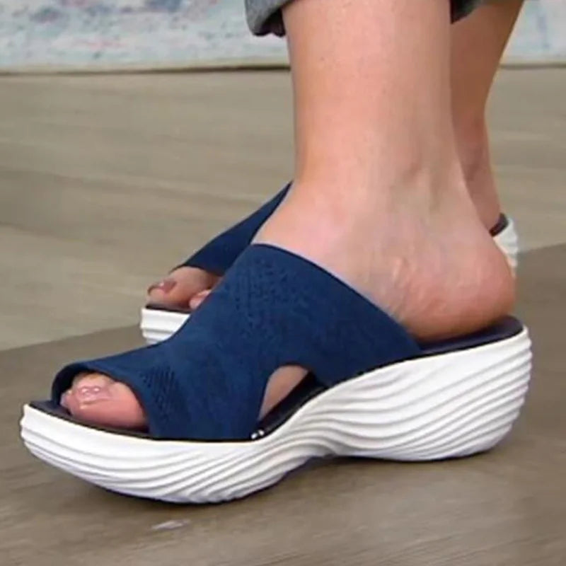 BIZZY - ORTHOPAEDIC SANDALS